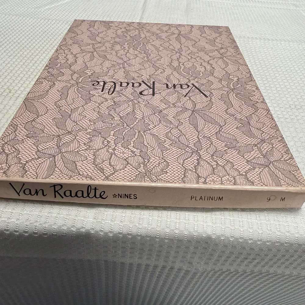 3 Vtg 50s Van Raalte Nines Platinum‎ 9M Nylon Stockings Seams New Box Thigh High